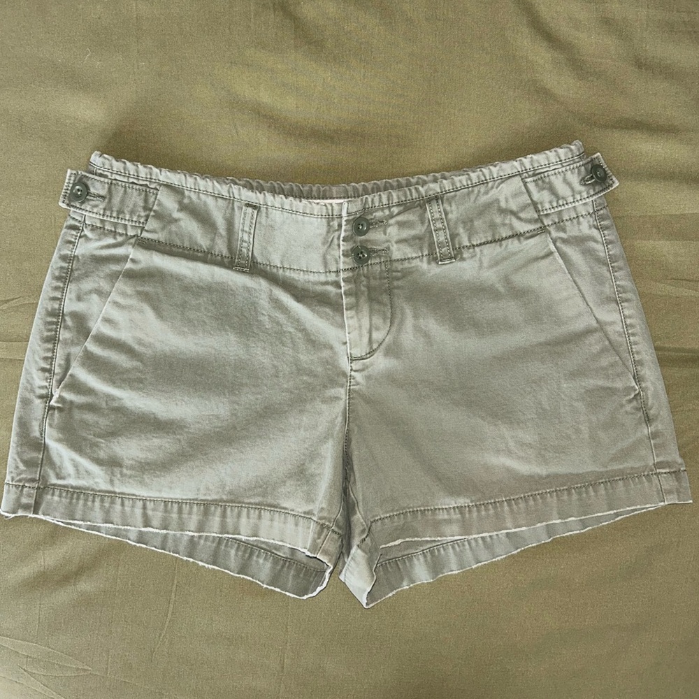 Gap Women’s Chino Short